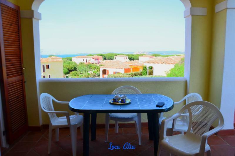 Da Mario E Maria Apartment Aglientu Luaran gambar